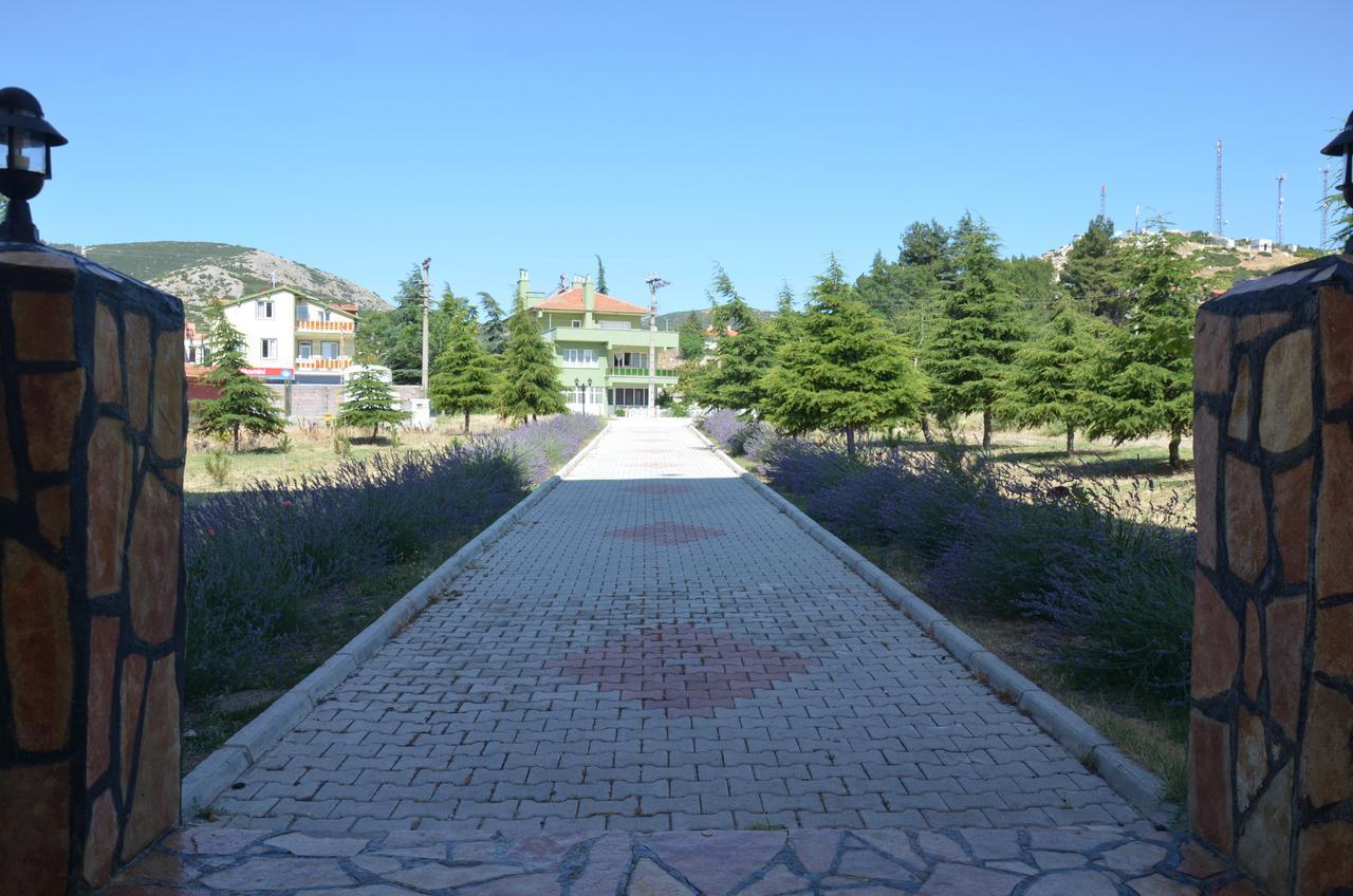 Ustundag Otel Keciborlu Exterior photo